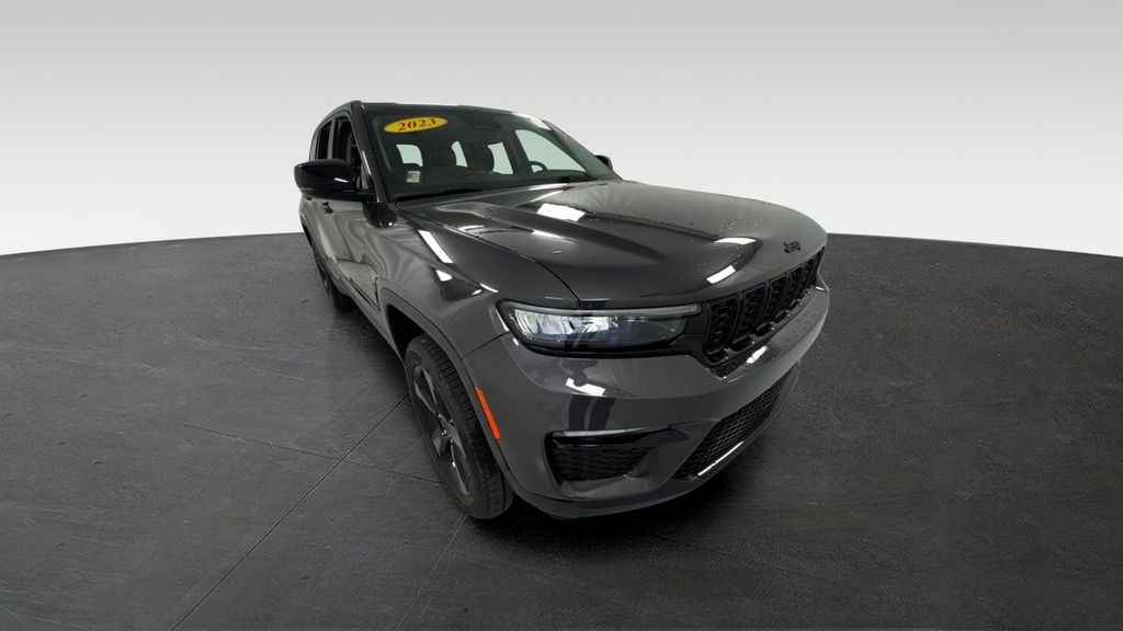 2023 Jeep Grand Cherokee Limited 4x4's photo