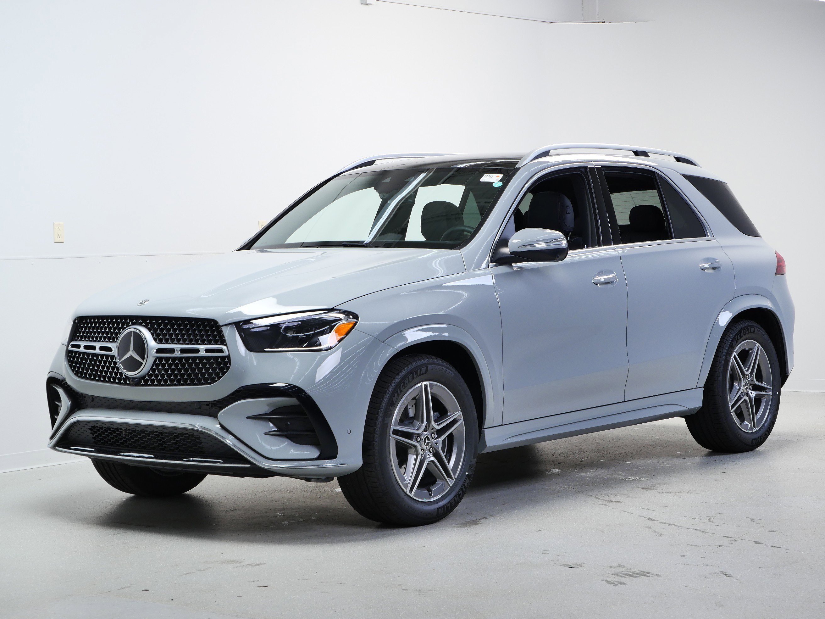 New 2026 MANUFAKTUR Alpine Grey Mercedes-Benz GLE 350 image 4