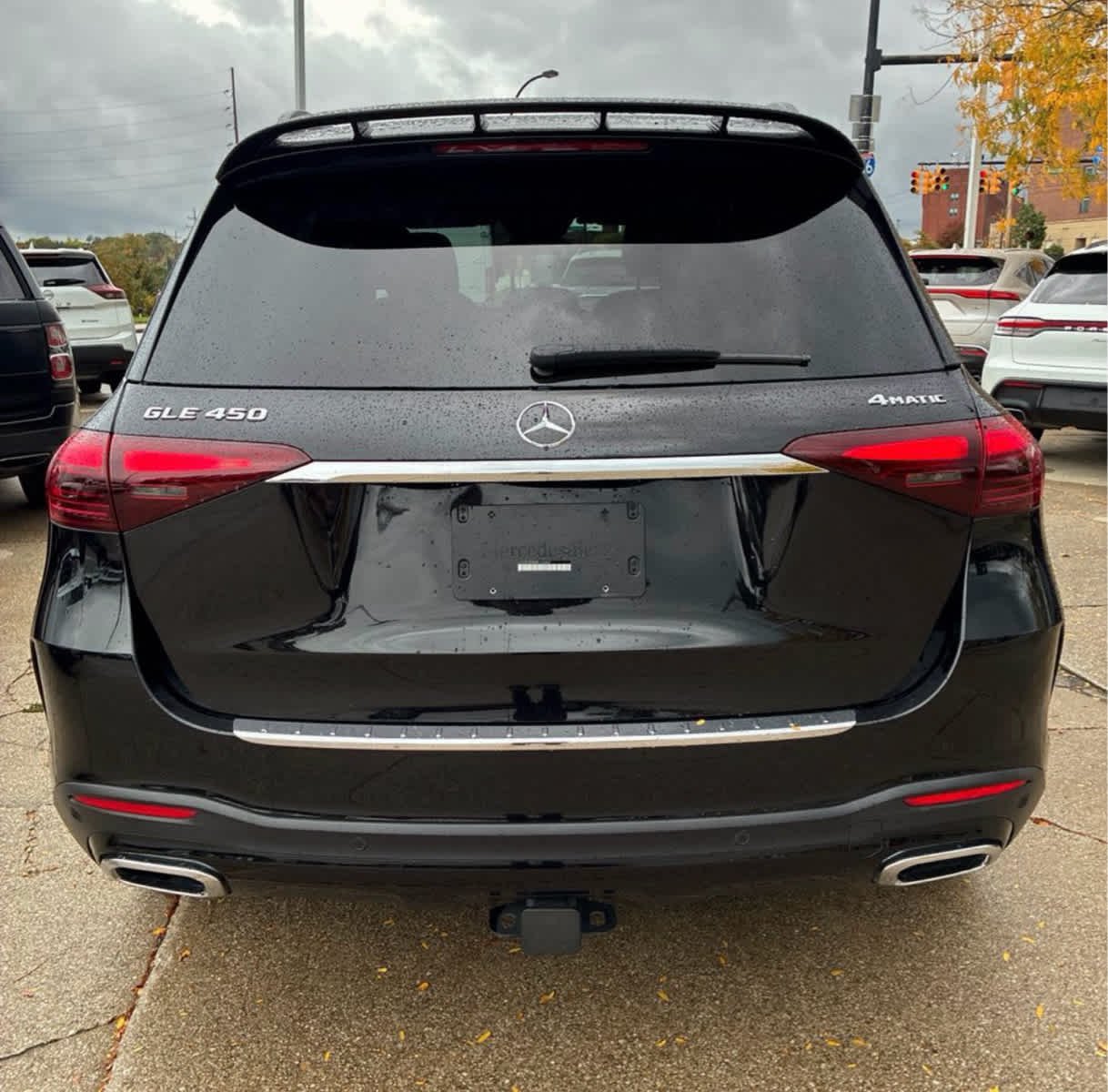Used 2024 Obsidian Black Metallic Mercedes-Benz GLE 450 image 3