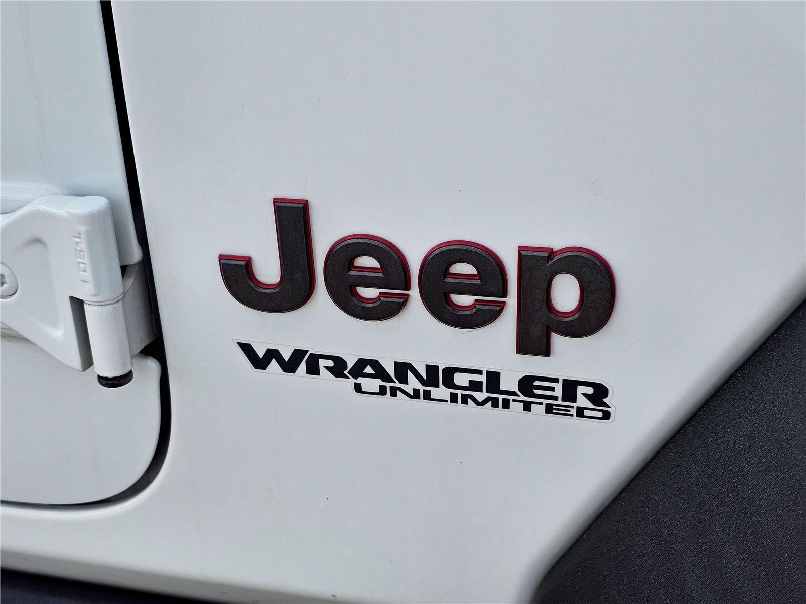 Used 2020 Bright White Clearcoat Jeep Rubicon image 7