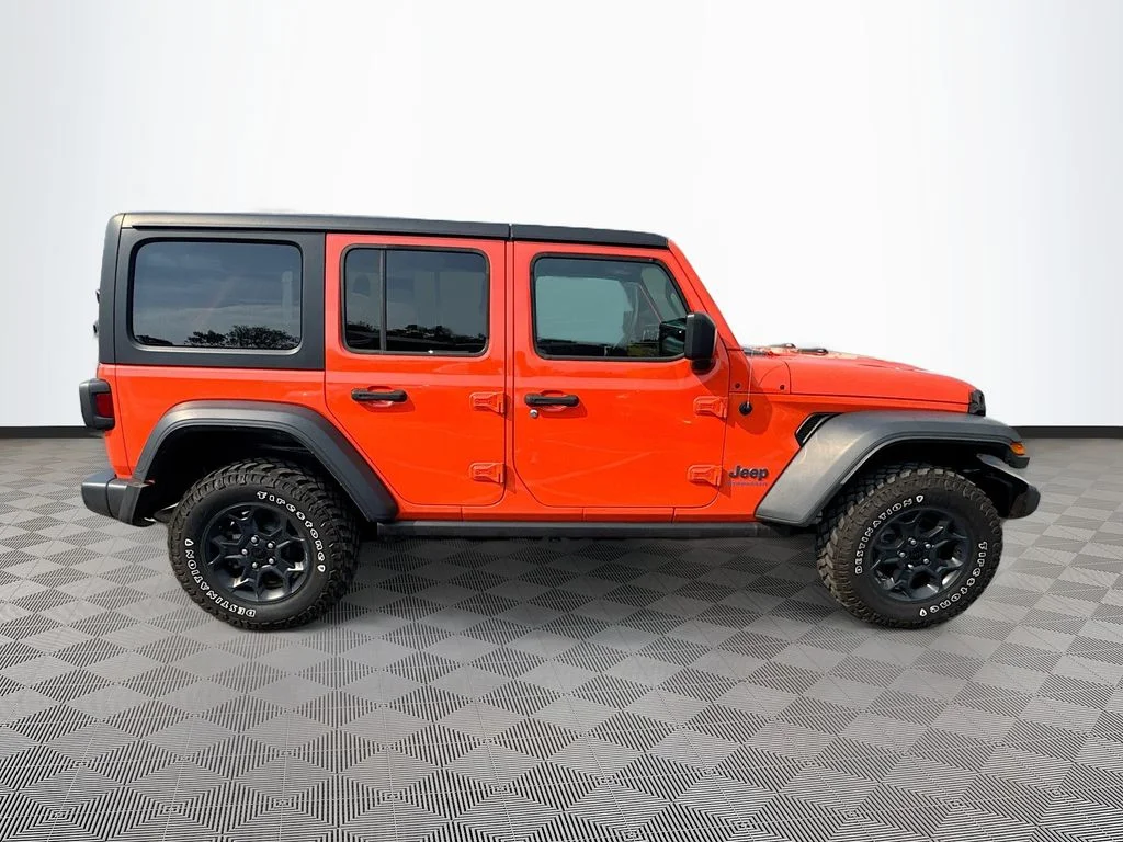 Used 2023  Jeep Willys 4xe image 5