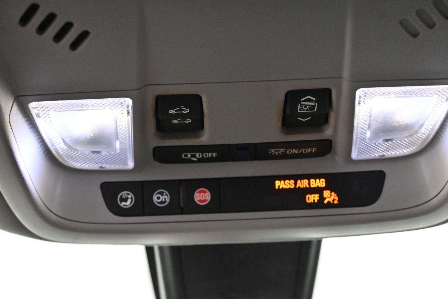 Used 2021 SILVER ICE METALLIC Chevrolet LT image 28