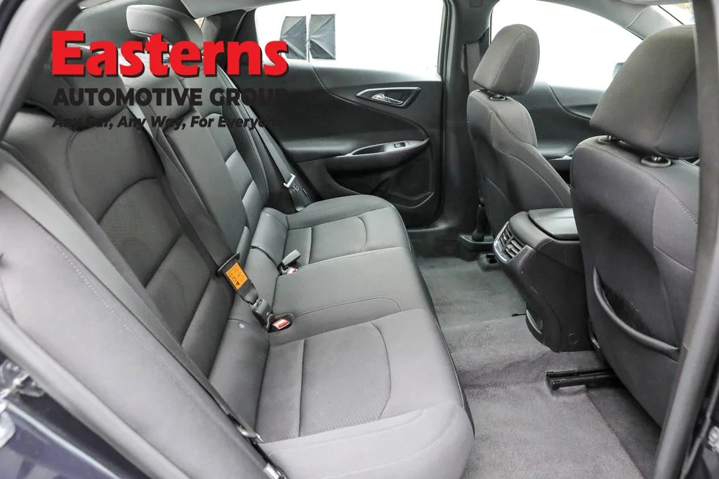 Used 2023 Gray Chevrolet LT image 21