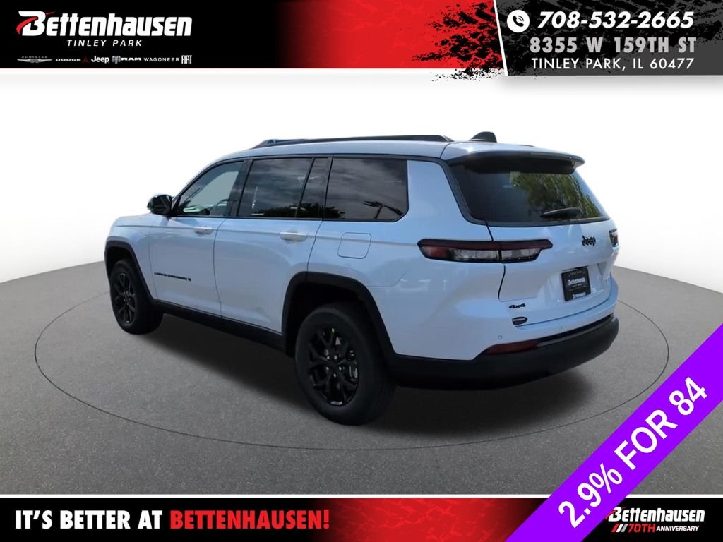New 2026 Bright White Clear-Coat Exterior Paint Jeep Laredo image 10