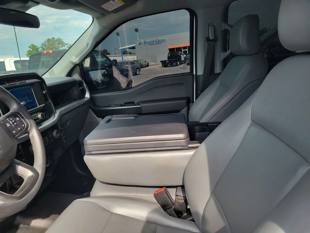 Used 2022 White Ford XL image 22