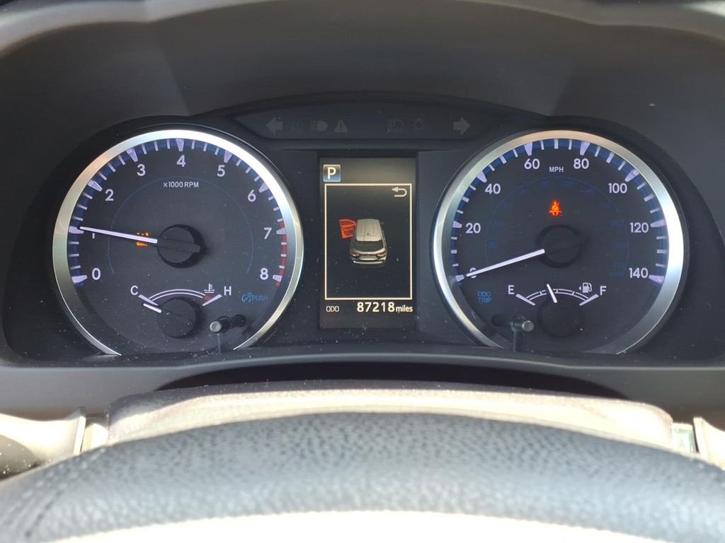 Used 2019 Celestial Silver Metallic Toyota LE image 17