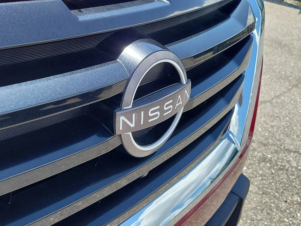 Certified Used 2022 Red Nissan Platinum image 8