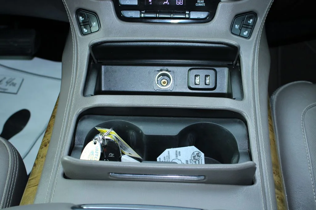 Used 2017 Onyx Black GMC Denali image 26