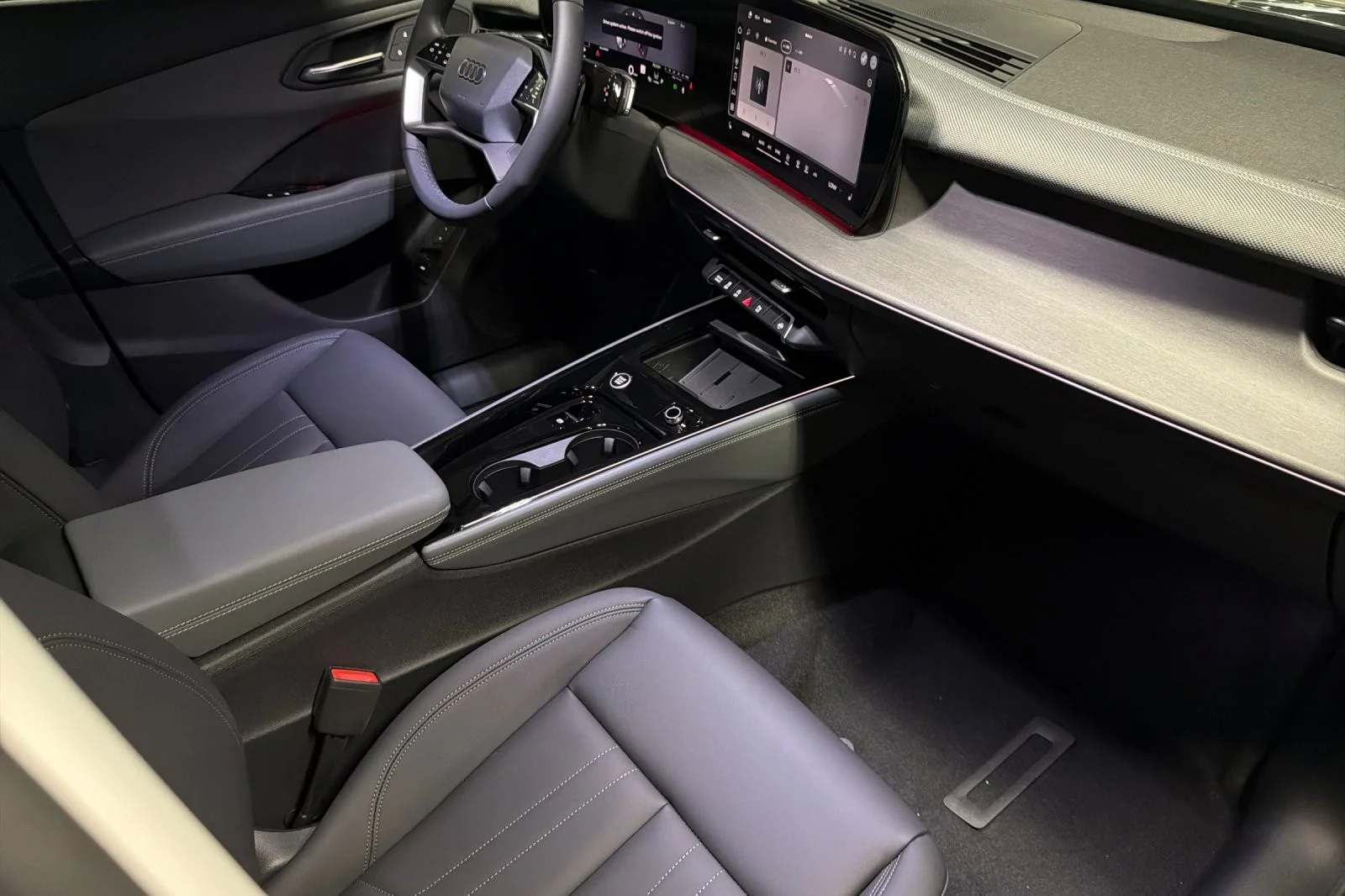 New 2026 Daytona Gray Pearl Effect Audi S line quattro image 15
