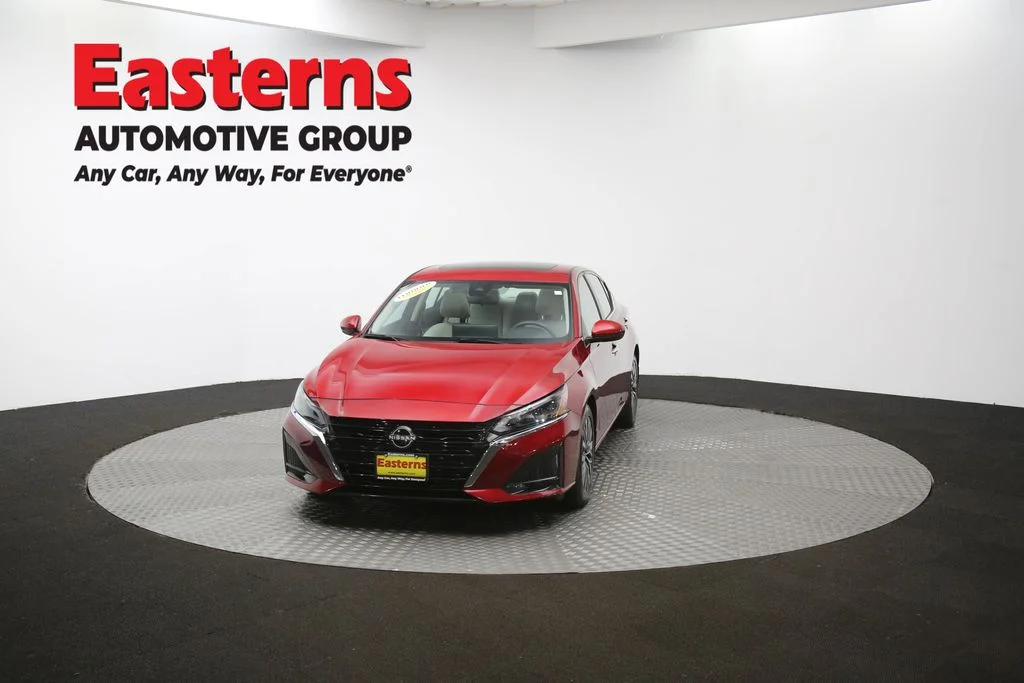 Used 2023 Red Nissan 2.5 SV image 53