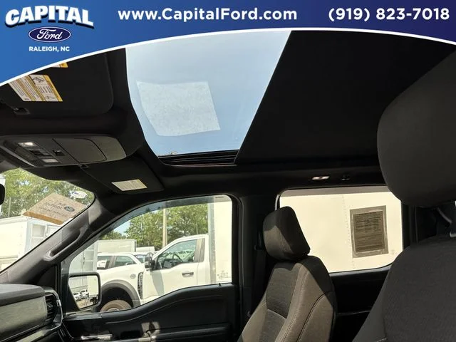 Used 2023 Black Ford XLT image 22