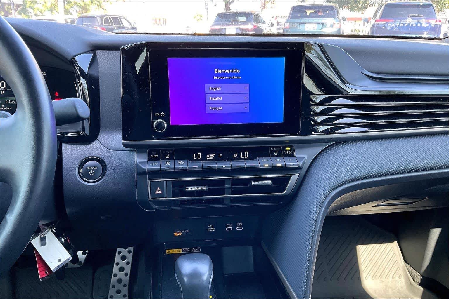 Certified Used 2025 Ice Cap Toyota SE image 32