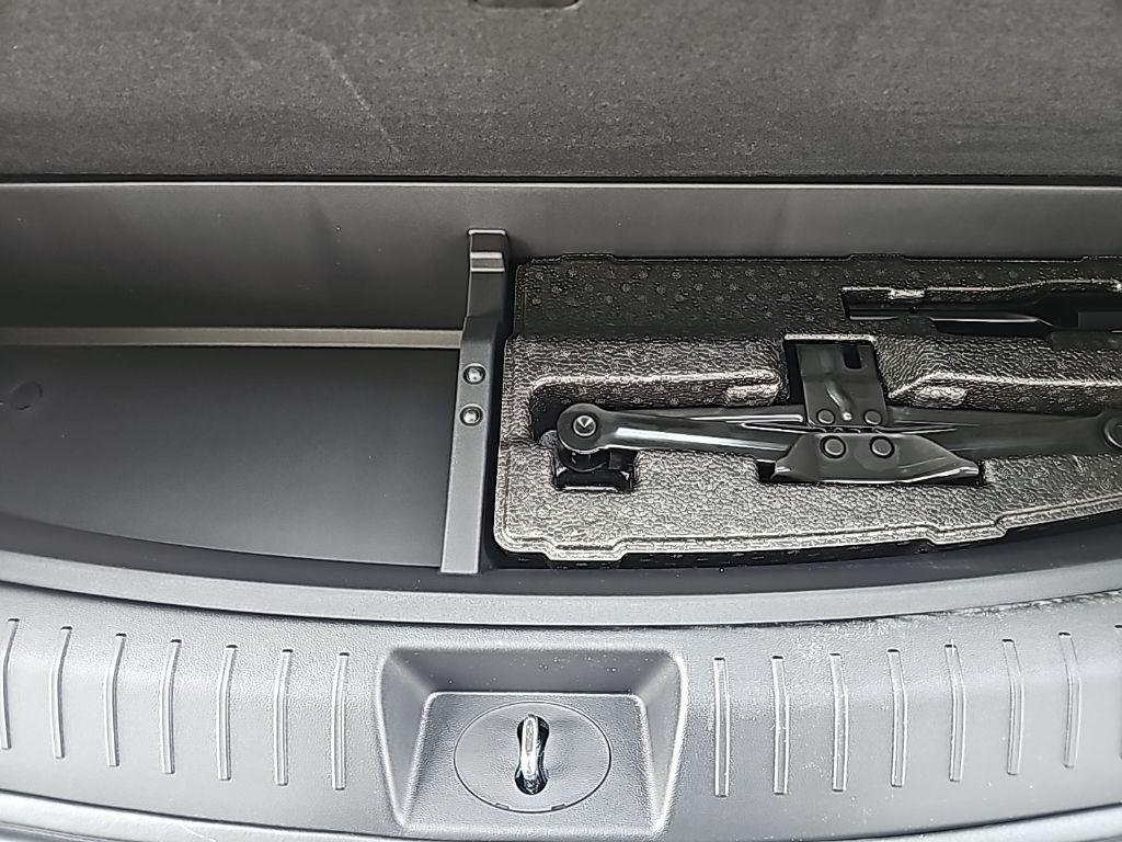 New 2026 Gray Hyundai SEL AWD image 44