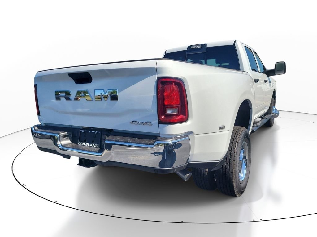 New 2026 Bright White Clear-Coat Exterior Paint RAM Tradesman image 5