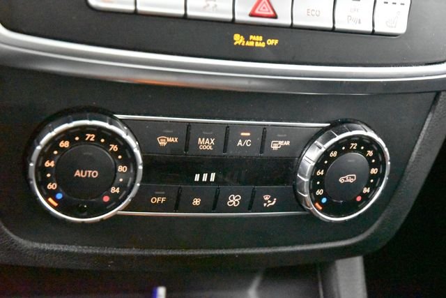 Used 2016  Mercedes-Benz GL 450 image 25