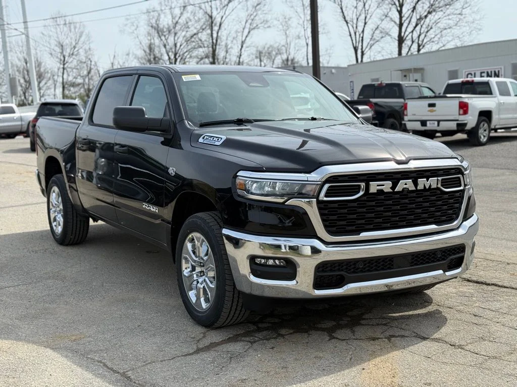 New 2026 Diamond Black Crystal Pearlcoat RAM Big Horn/Lone Star image 4