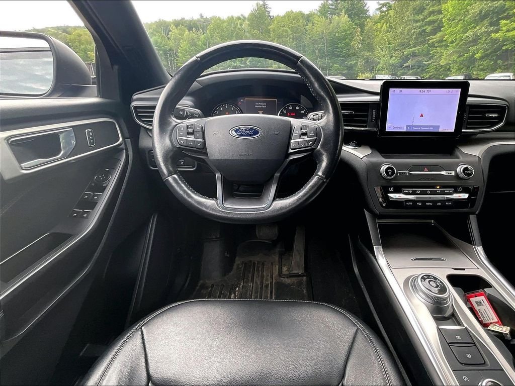 Used 2020 Blue Ford XLT image 17