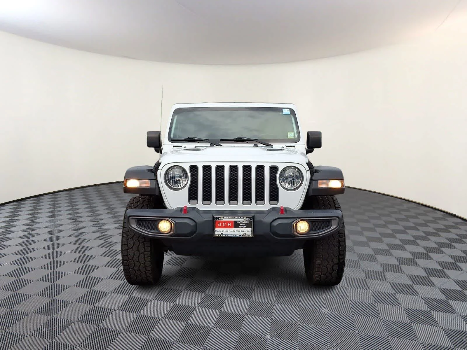 Used 2020 Bright White Clearcoat Jeep Rubicon image 3
