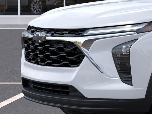 2026 Chevrolet Trax LS - Photo 13