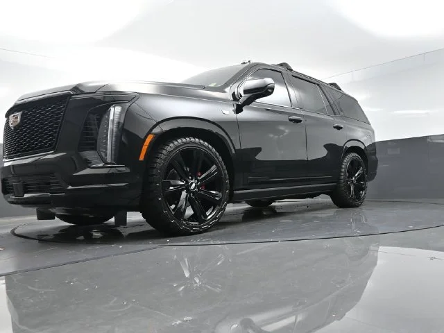 Used 2026 Black Cadillac Sport image 39