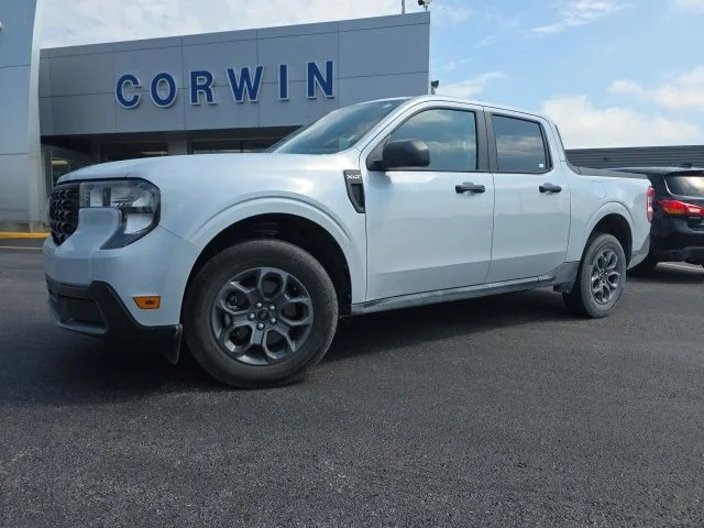 Used 2026 White Ford XLT image 1