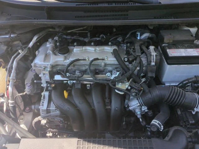 Used 2022 Silver Toyota L image 25