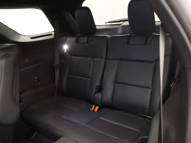 New 2026 Star White Metallic Tri-Coat Ford ST-Line image 33