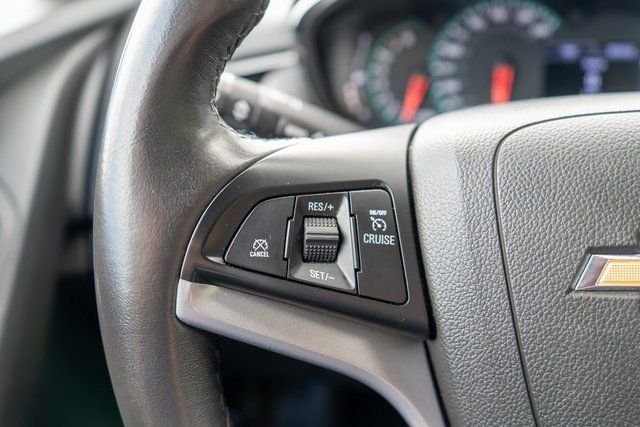 Used 2019 Silver Chevrolet LT image 23