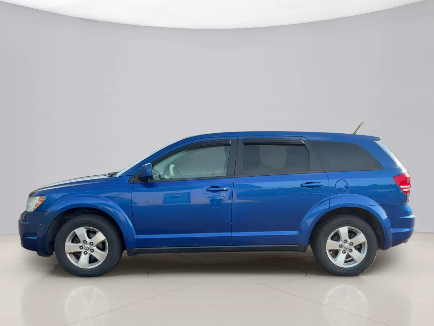 Used 2009 Blue Dodge SXT image 2