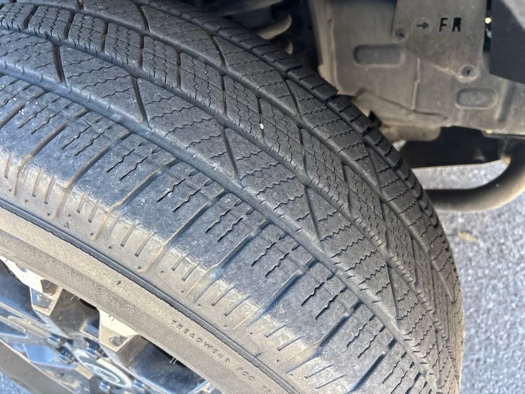 Used 2022 Green Toyota SR5 image 9