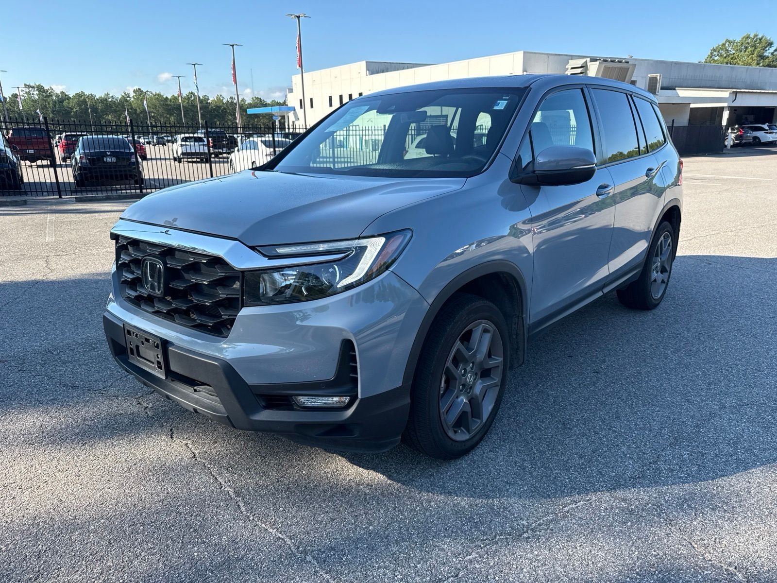 Used 2023 Gray Honda EX-L image 1