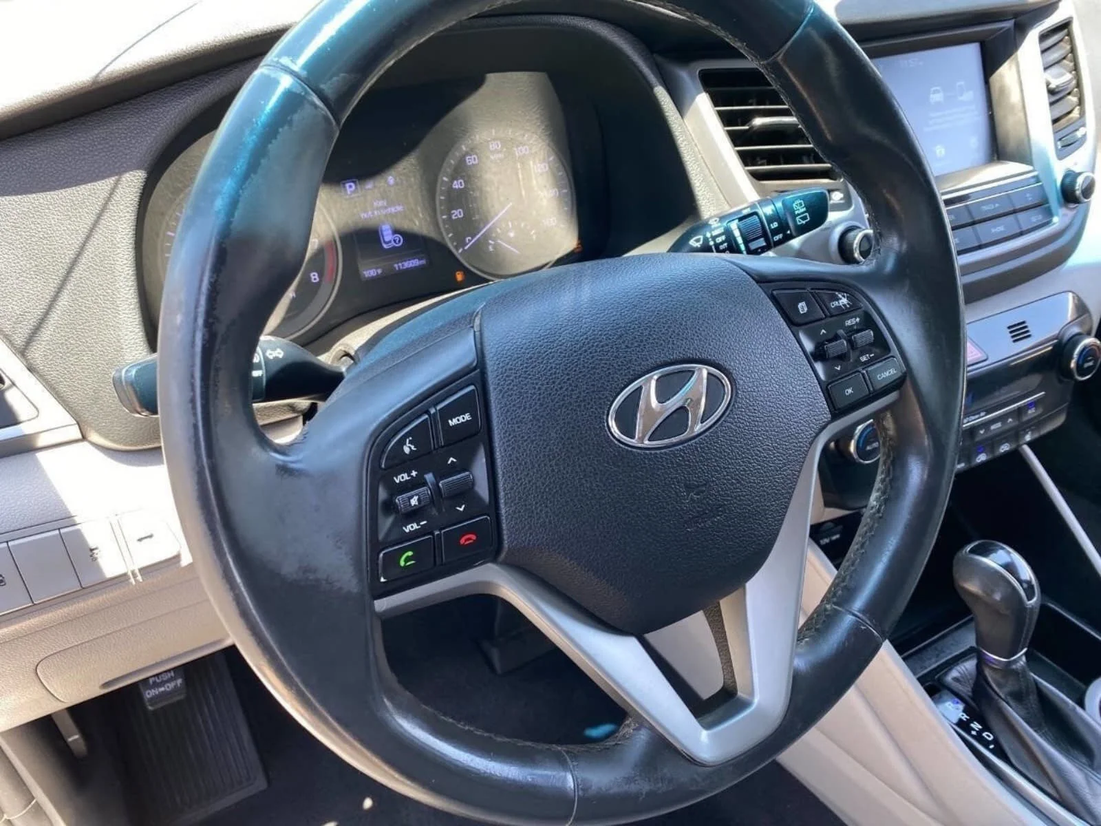 Used 2018 Molten Silver Hyundai Value image 30