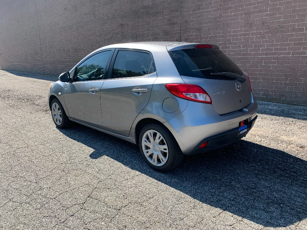 Used 2014 Gray Mazda Sport image 3
