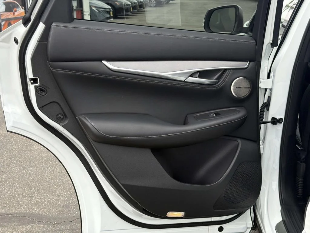Used 2023 RADIANT WHITE INFINITI ESSENTIAL image 26