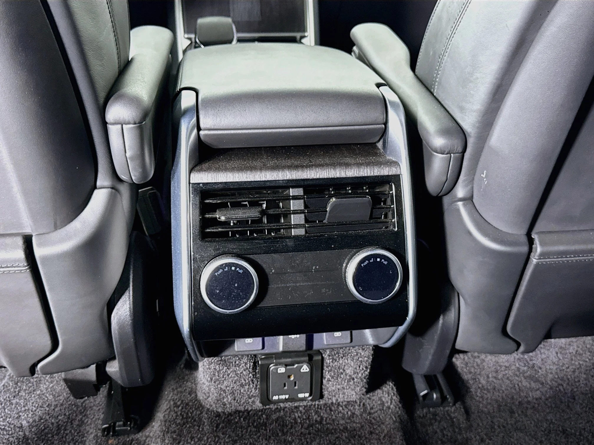 Used 2024 Black Land Rover Autobiography image 29