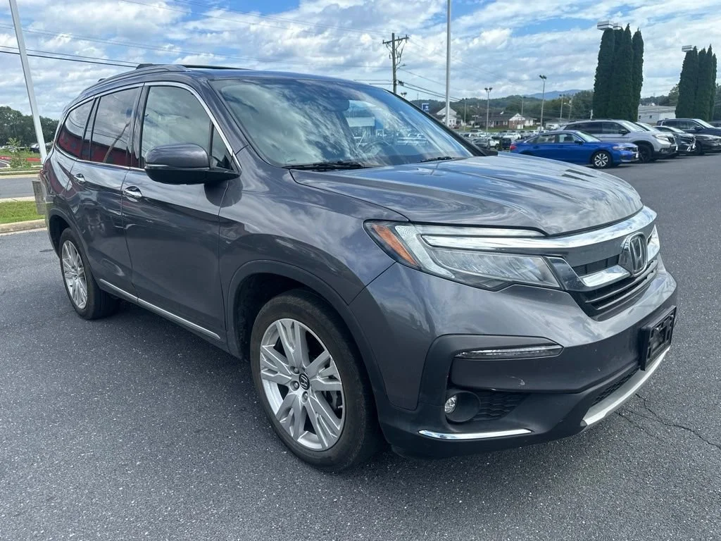 Certified Used 2021 Modern Steel Metallic Honda AWD Elite image 28