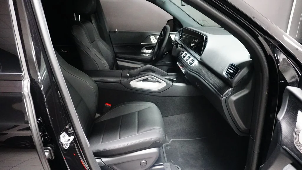 Certified Used 2026 Black Mercedes-Benz GLE 350 image 37