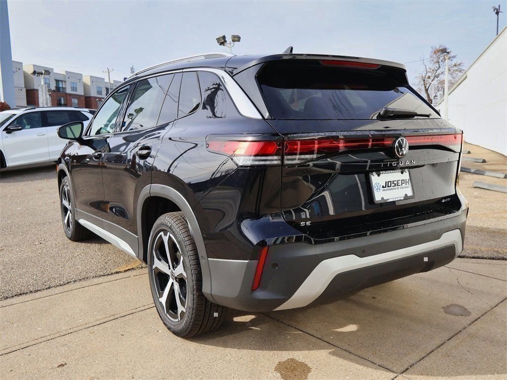 New 2026 Black Volkswagen 2.0T SE image 3
