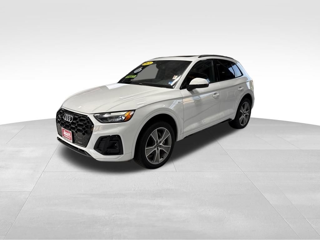 Used 2025  Audi 45 S line Premium Plus image 2