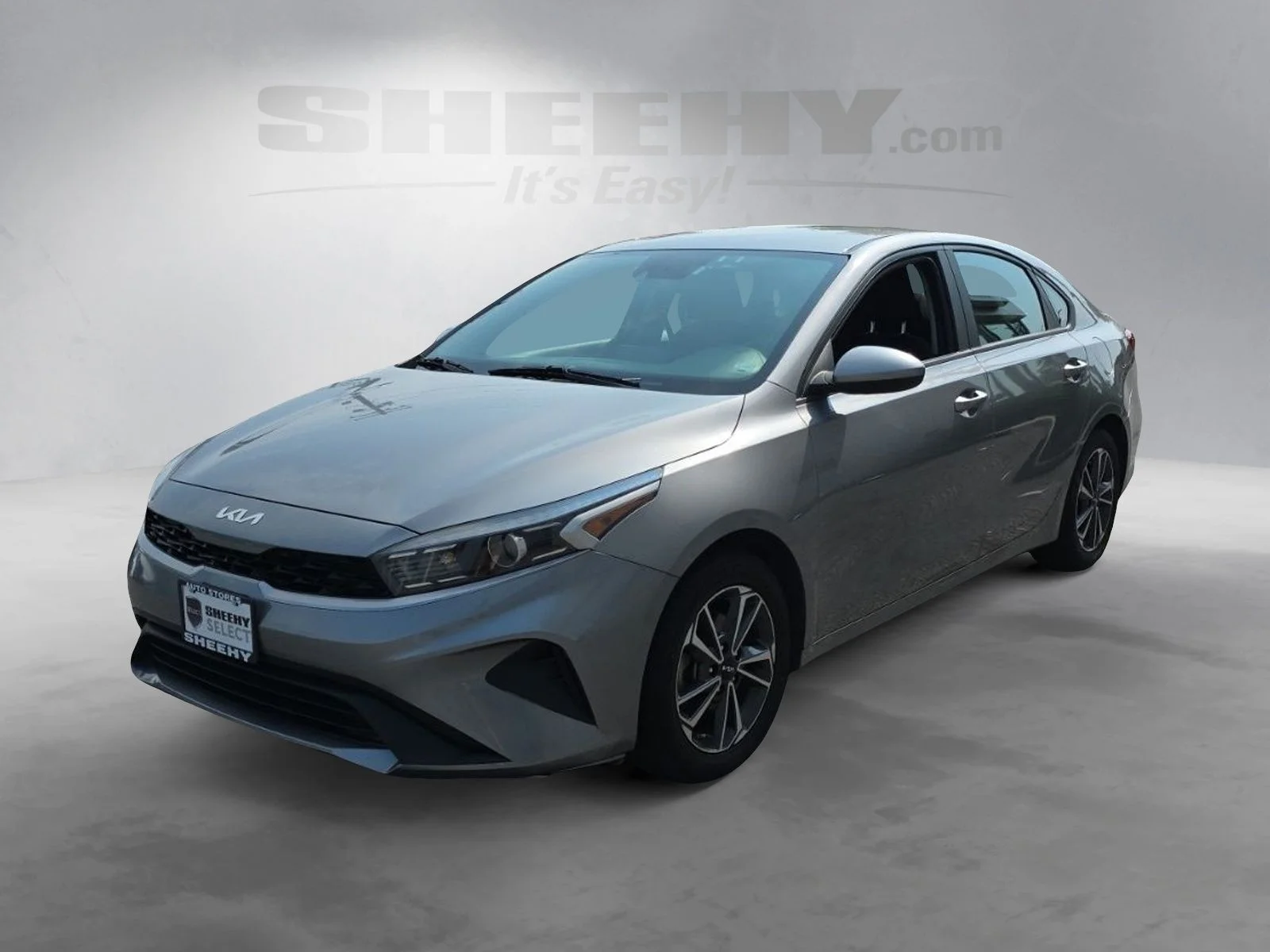 Used 2023 Gray Kia LXS image 15