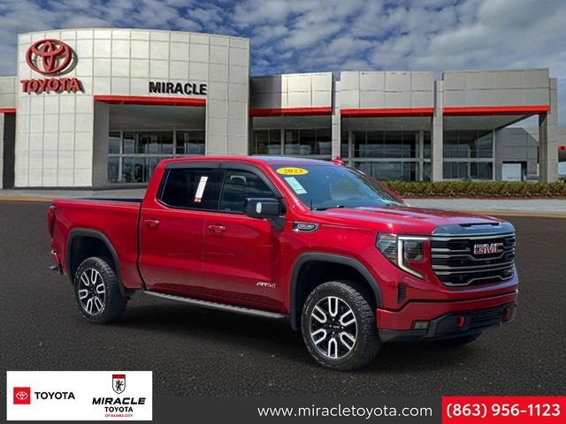 2023 GMC Sierra 1500 AT4