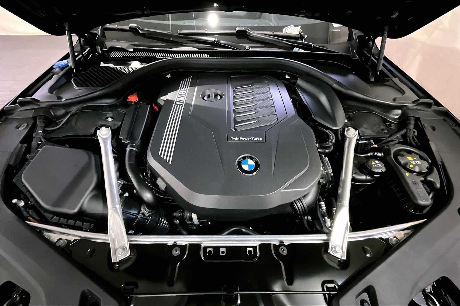 2026 BMW 8 Series 840i - Photo 14