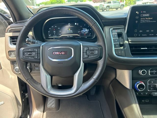Used 2022 Midnight Blue Metallic GMC SLT image 24
