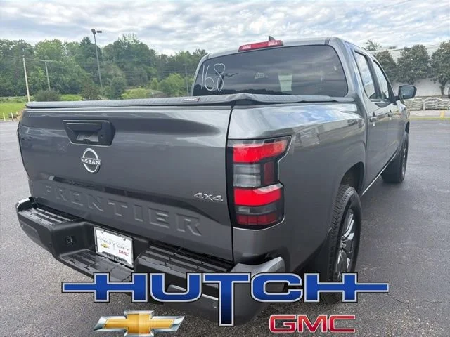 Used 2025 Gray Nissan Crew Cab SV 4x4 image 3