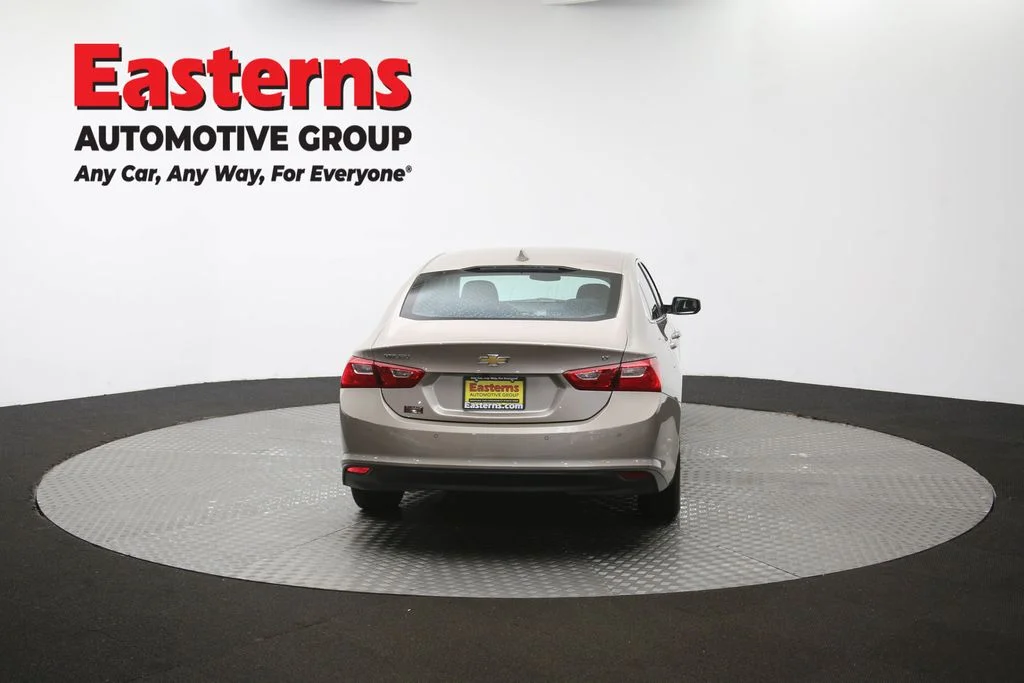 Used 2025 Gray Chevrolet LT image 37