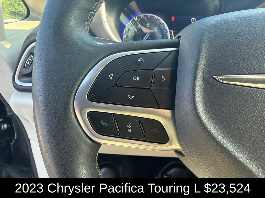 Used 2023 Crystal Metallic Chrysler Touring L image 25