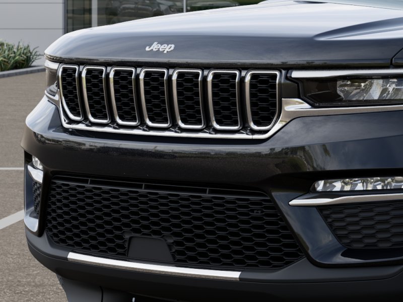 New 2025 Diamond Black Crystal Pearl-Coat Exterior Paint Jeep Limited image 39