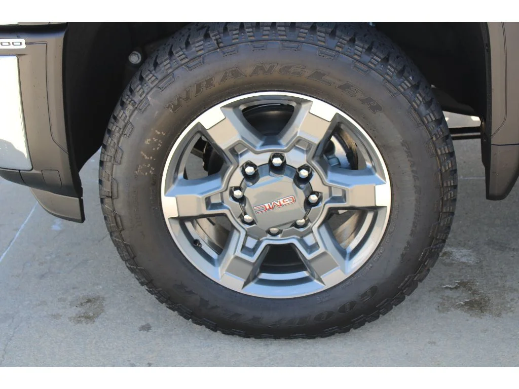 New 2026 WHITE GMC SLT image 12