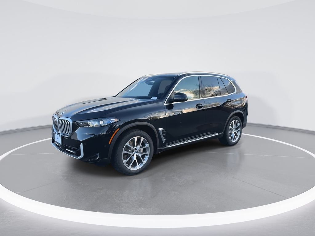 Used 2026 Black Sapphire Metallic BMW xDrive40i image 4