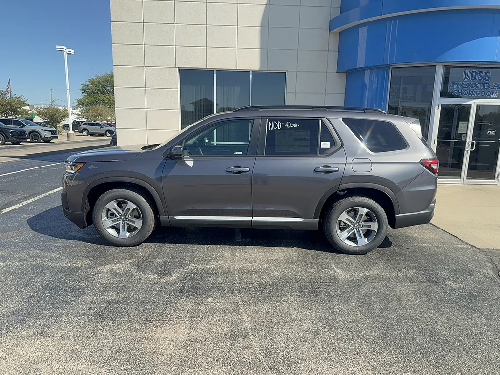 2026 Honda Pilot EX-L, photo 8 of 12
